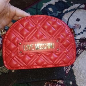 Love Moschino Quilted Red Crossbody